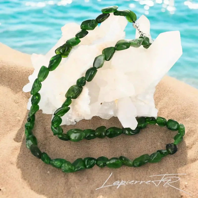 Collier pierres naturelles en Diopside - La Pierre FR