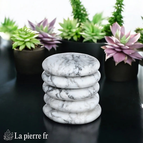 Howlite en galet plat - Pierre contre l'Anxiété