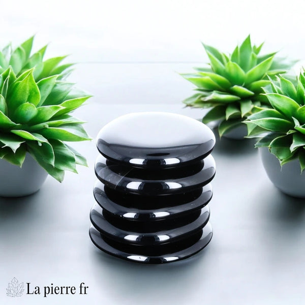 Onyx Noir en galet plat - Pierre de Purification