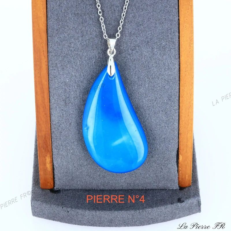 Pendentif larme en pierre d'agate bleue - La Pierre FR
