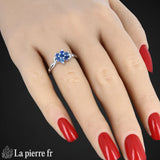 Bague en pierre de Saphir Bleu facettée 