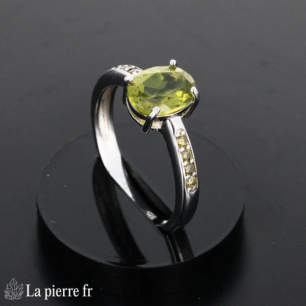 Bague en Péridot "Primordia" - Bijoux lithothérapie en argent rhodié pour femme