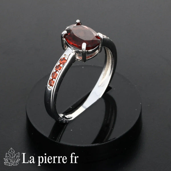 Bague en Grenat facettée "Tendrelle" et Argent 925 pour femme et lithothérapie 