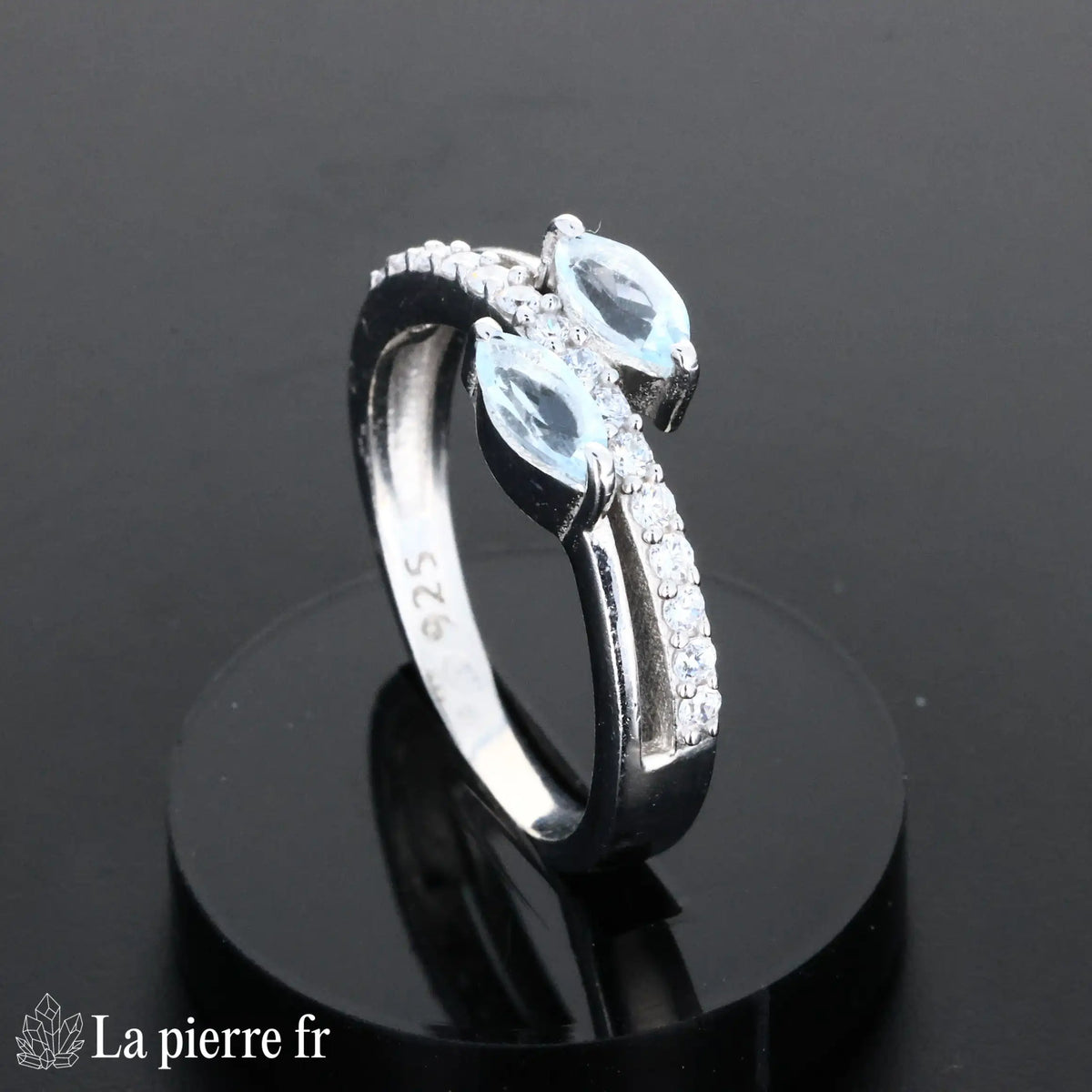 Bague en Topaze bleue facettée "Auréa" - Bijoux lithothérapie en Argent rhodié pour femme