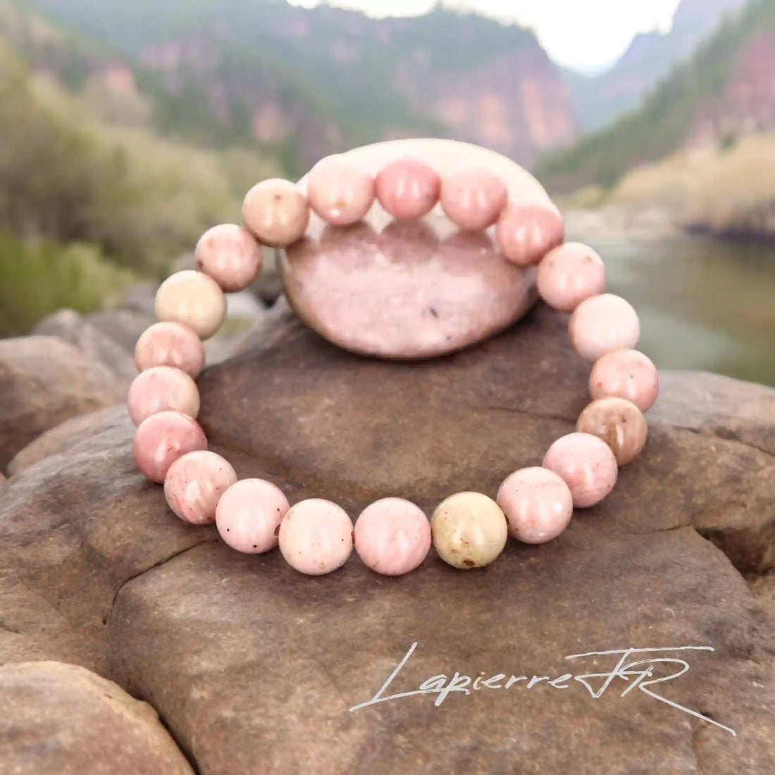 Bracelet en rhodonite rose, perles naturelles de 6 mm ou 8 mm. Propriétés de guérison émotionnelle et équilibre énergétique.