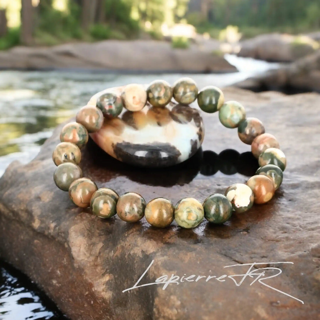 Bracelet pierre naturelle en Rhyolite : Élégant et ajustable, ce bracelet offre des bienfaits pour la créativité et l&