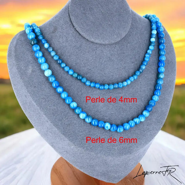 collier ras de cou en pierre apatite bleue favorisant la communication.