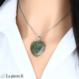 Pendentif cœur en fluorite verte, pierre naturelle pour la lithothérapie.