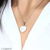 pendentif cœur en howlite blanche, symbole de calme et d'équilibre. Bijou délicat pour relaxation et harmonisation des émotions. La Pierre Fr