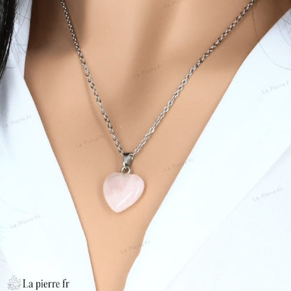 Pendentif Quartz rose en forme de cœur. La Pierre Fr