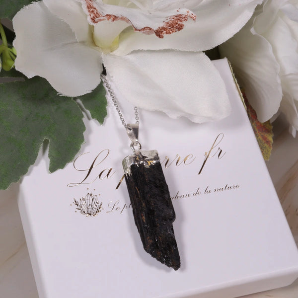 Pendentif Tourmaline Noire - Morceau de Cristal