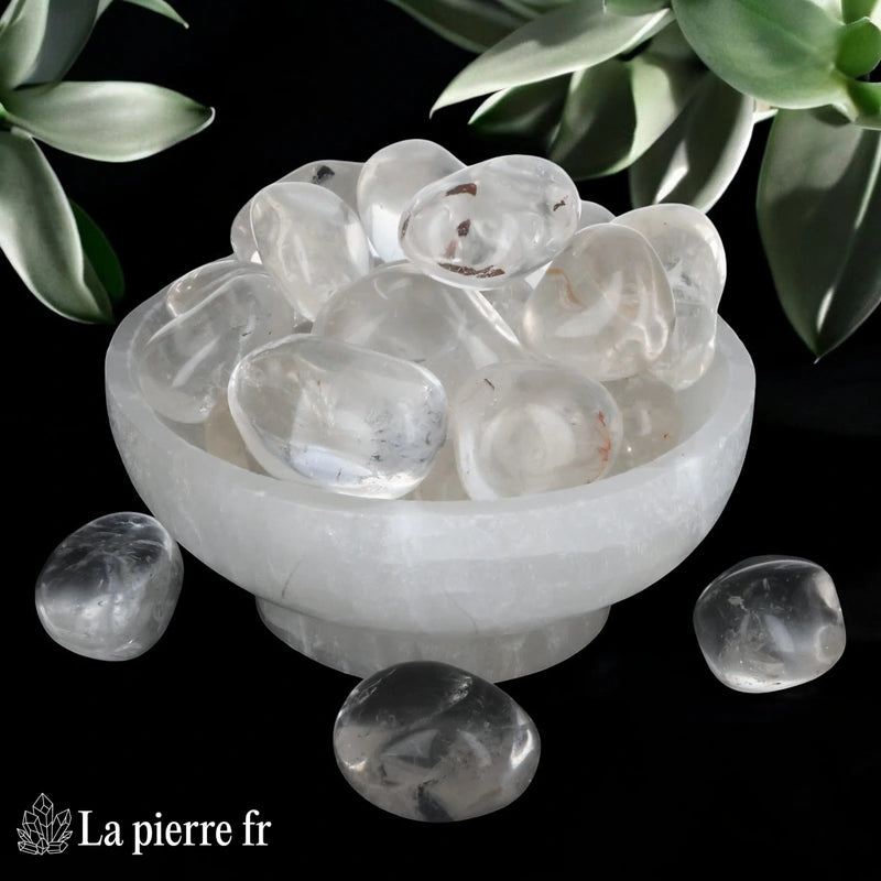 Pierre Cristal de Roche naturel, pierre de lithothérapie pour la manifestation, la clarté mentale, et la guérison. Alignement des chakras et renforcement des capacités psychiques.