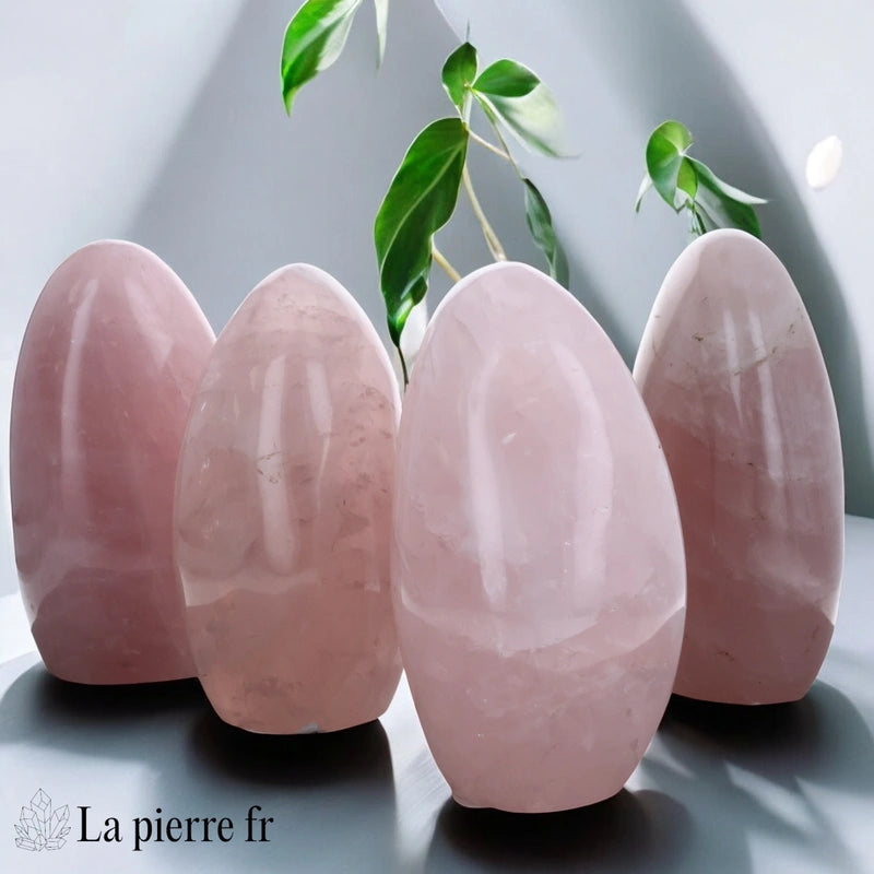 Pierre en Quartz Rose véritable à poser de forme libre toute polie