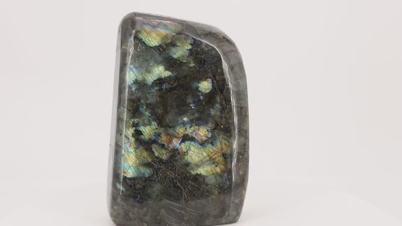 Labradorite 1,474Kg de Madagascar | Bloc de pierre naturelle à poser de forme libre toute polie | Minéraux | Lithothérapie