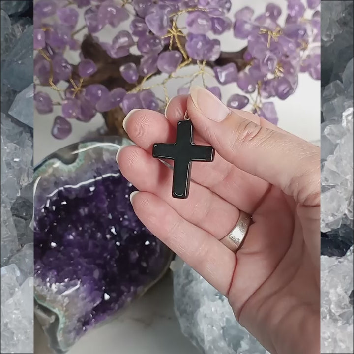 Pendentif Croix en pierre Obsidienne Noire