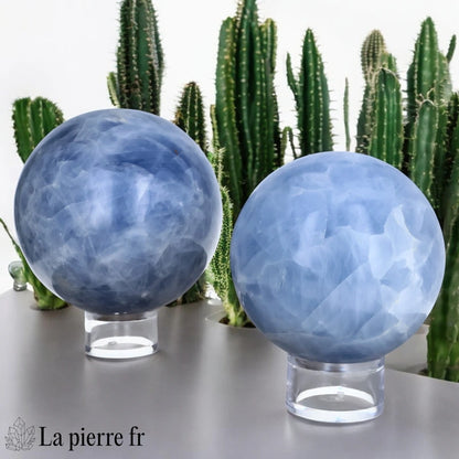 Sphère en Calcite Bleue - Pierre Naturelle de Madagascar